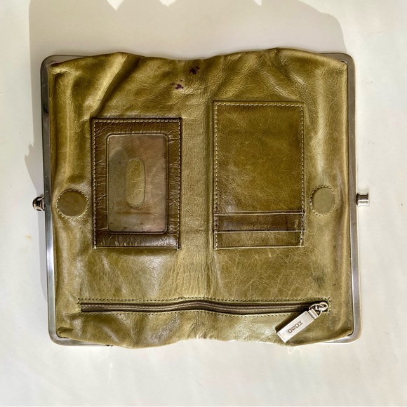 HOBO Lauren clutch Wallet green leather - Picture 2 of 12